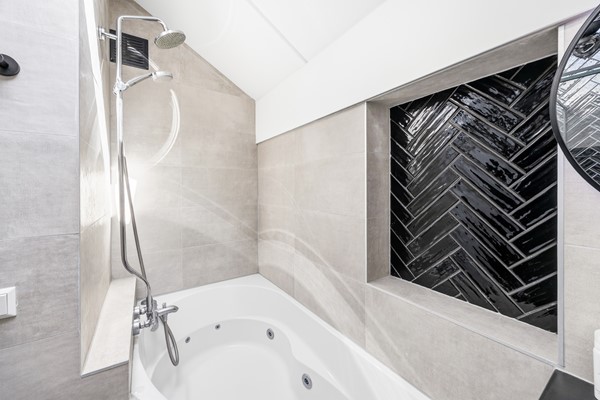 Medium property photo - Bekerstraat 12, 2492 WD The Hague